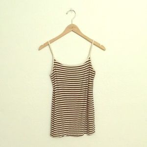 Scoop neck cami